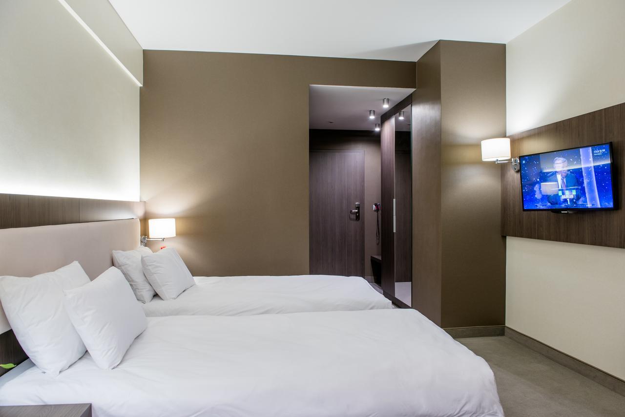 Hotel Kosma Kozmin Eksteriør billede