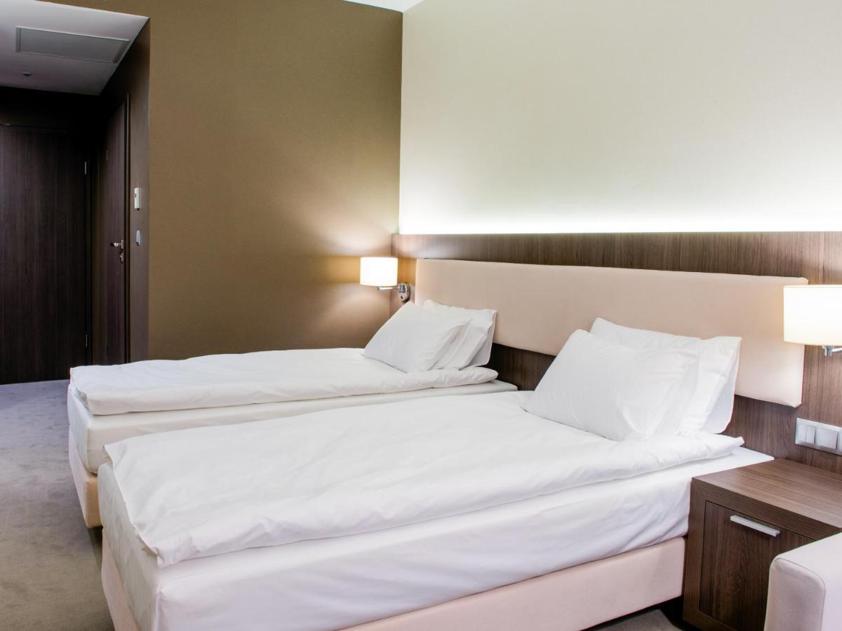 Hotel Kosma Kozmin Eksteriør billede